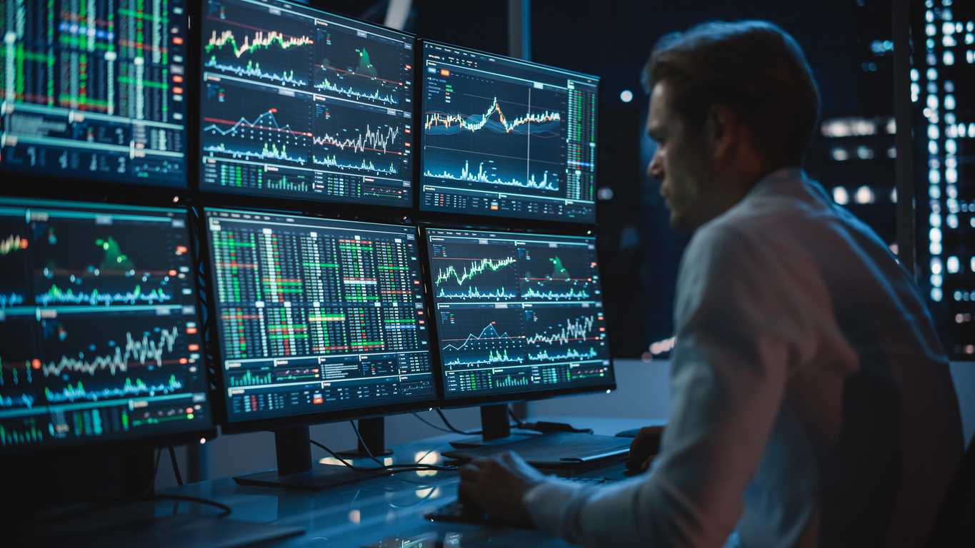 Shares slide again as oil stays high; AI earnings in focus