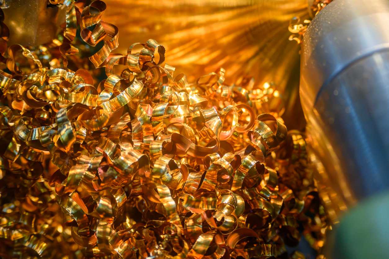 Gold heads for steep weekly loss as oil prices fuel Fed rate concerns